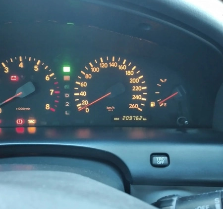 Lexus GS cena 28500 przebieg: 209762, rok produkcji 1994 z Stronie Śląskie małe 137